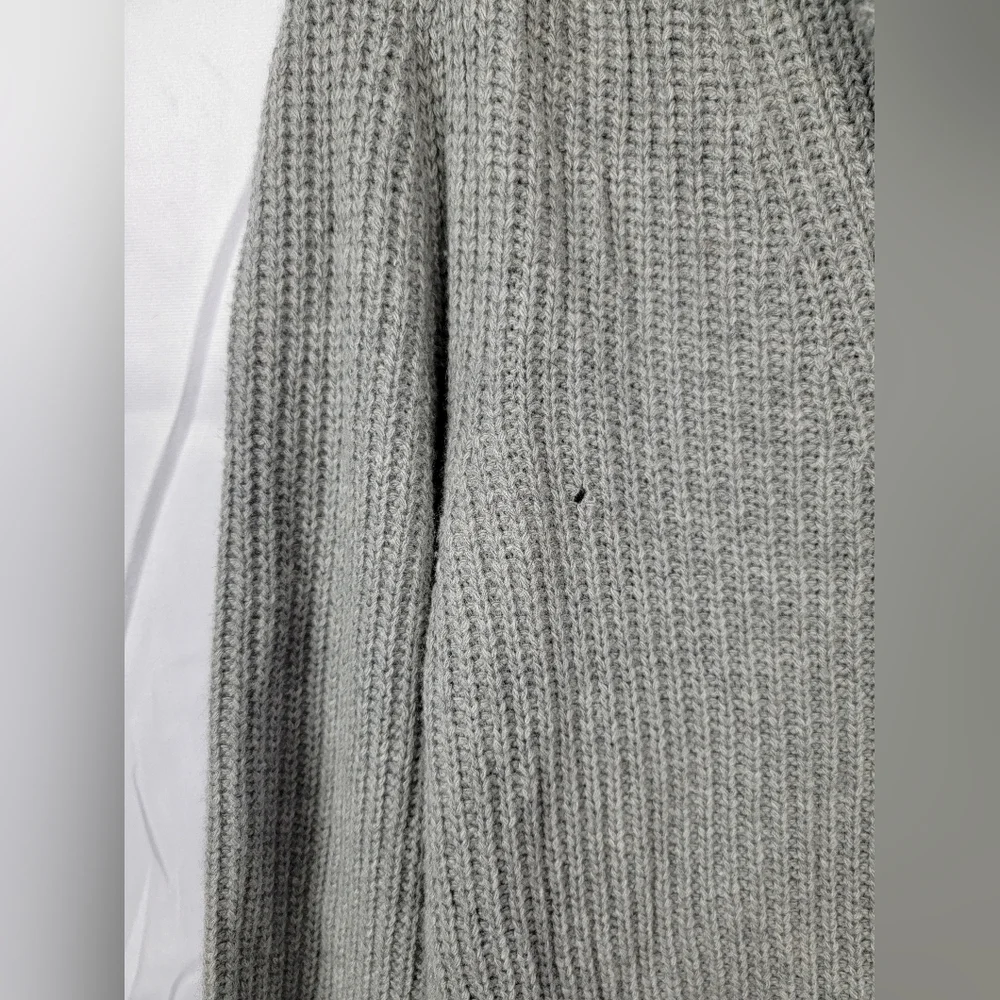 Banana Republic large Sweater